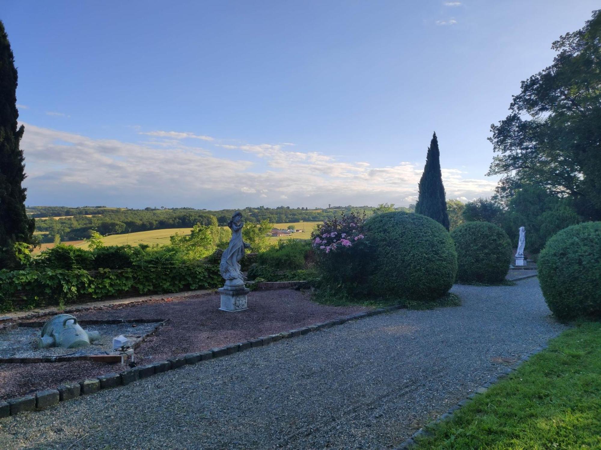 Chateau De Pys Guest House Latrape Buitenkant foto